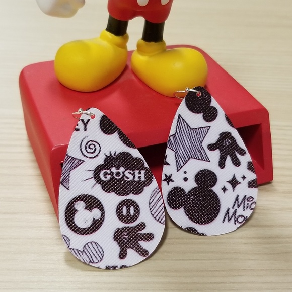 HANDMADE Mouse parts printed earrings! - Picture 3 of 5